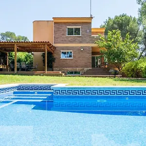  Villa GLOBAL BOSCOS con piscina privada